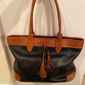 Dooney & Bourke Handbag